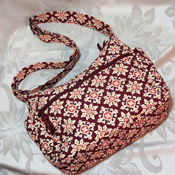 Vera Bradley 'On the Go'•Shoulder Crossbody Bag•Retired Medallion Print - Picture 6 of 11